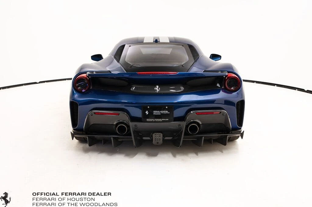 2020 Ferrari 488 Pista - Image 10 of 31