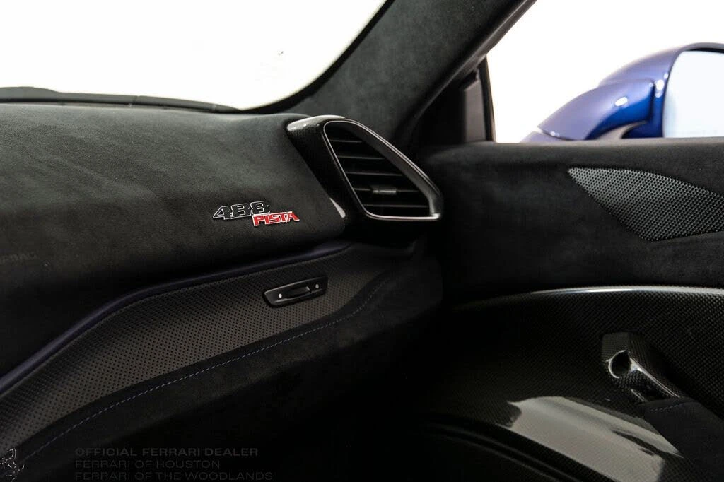 2020 Ferrari 488 Pista - Image 15 of 31