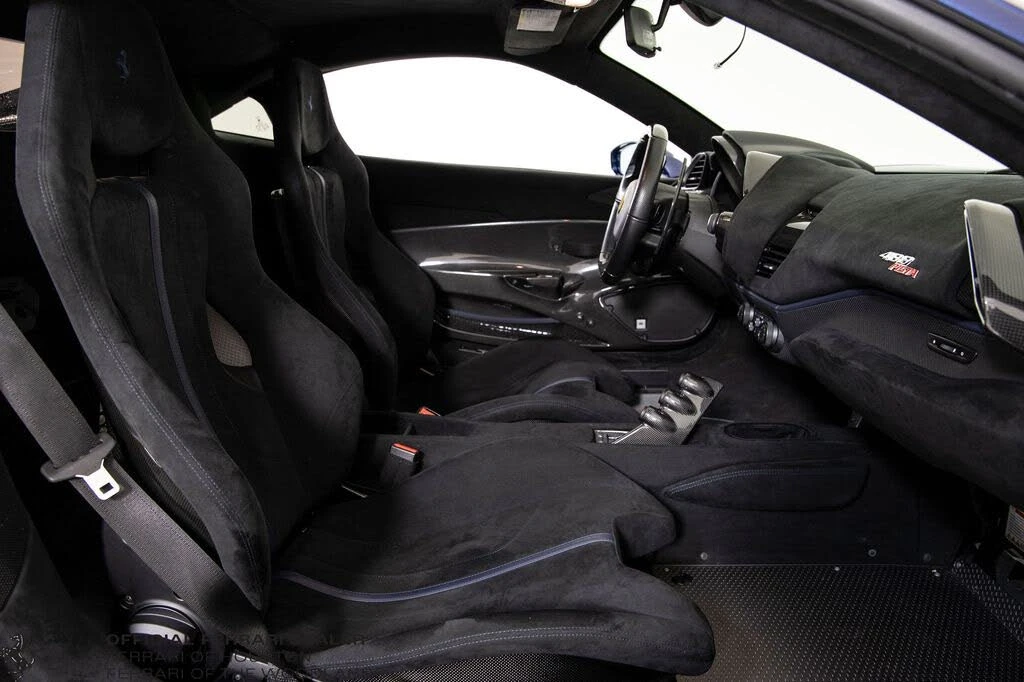 2020 Ferrari 488 Pista - Image 13 of 31