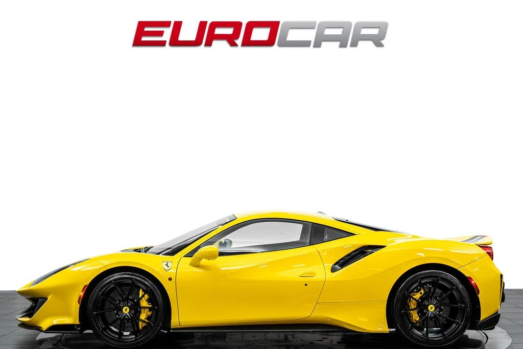 2020 Ferrari 488 Pista - Image 2 of 31