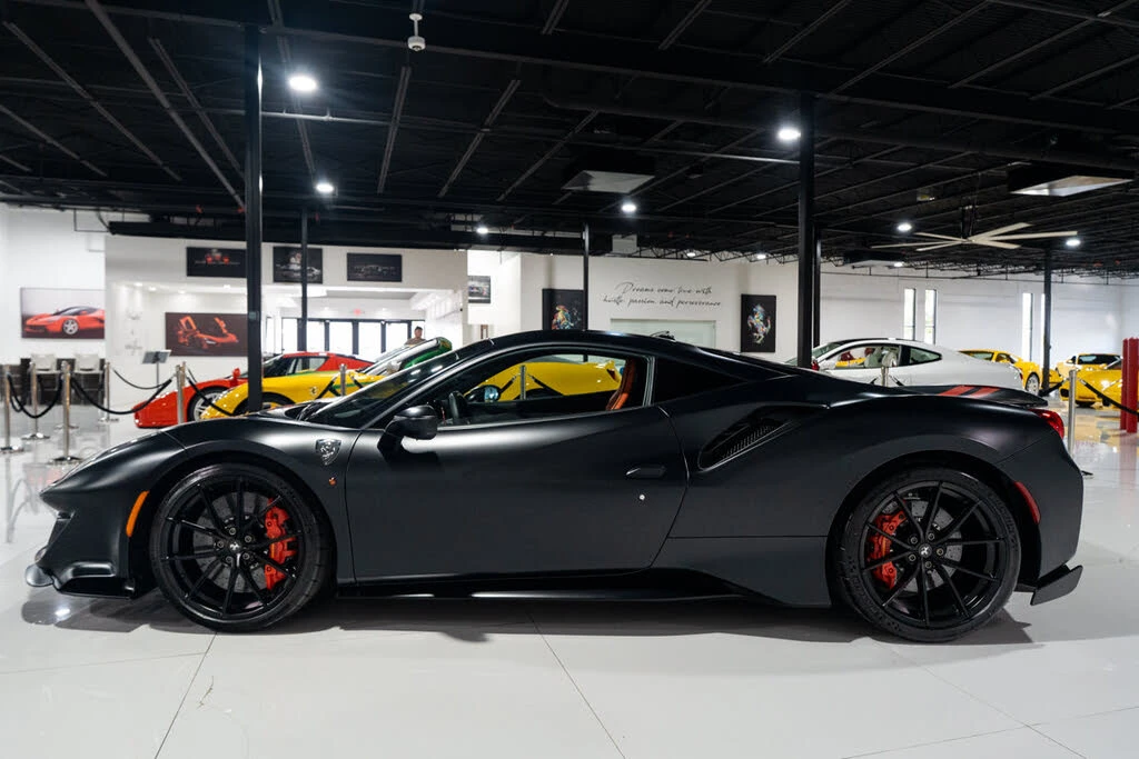 2020 Ferrari 488 Pista - Image 4 of 31