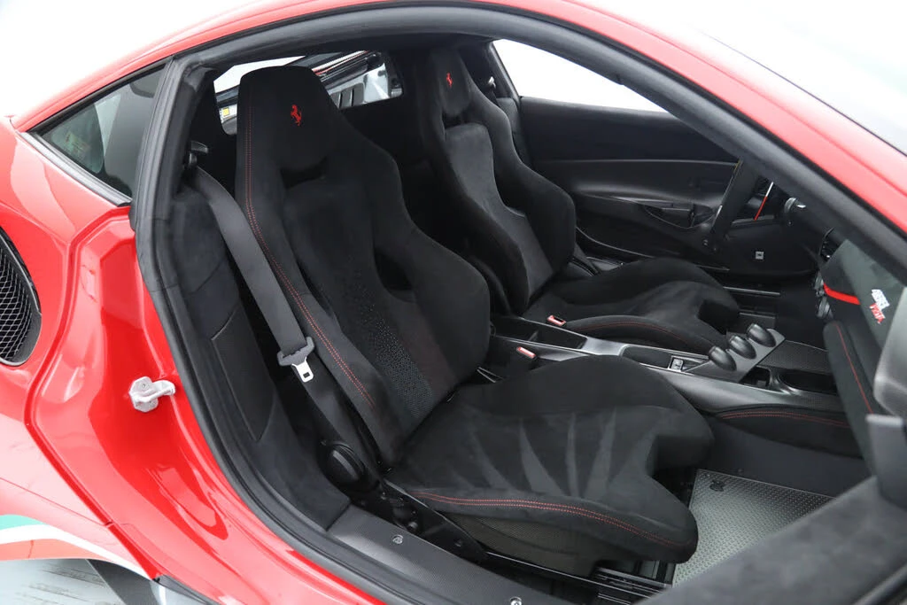 2020 Ferrari 488 Pista - Image 26 of 31