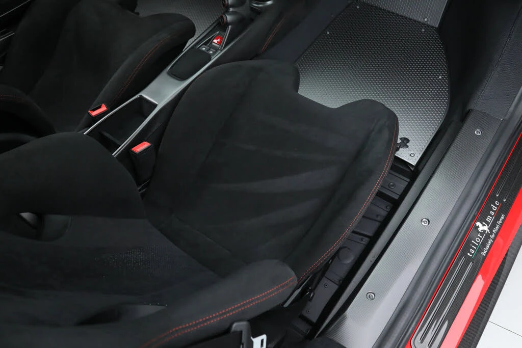 2020 Ferrari 488 Pista - Image 28 of 31