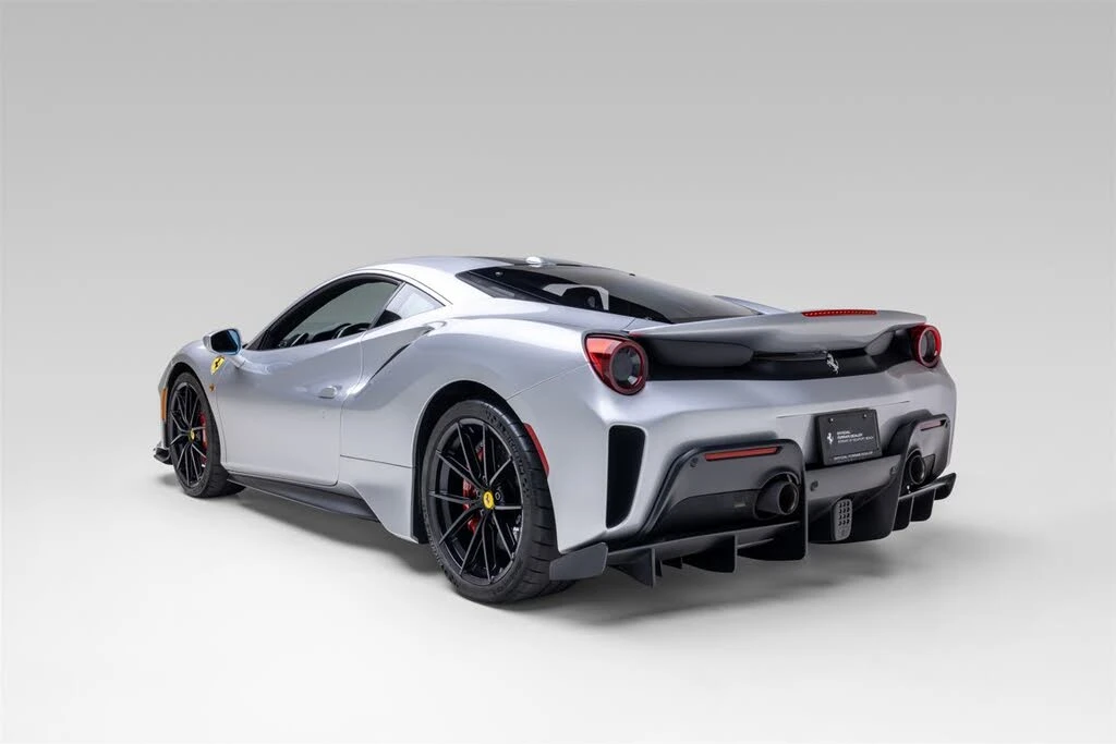 2020 Ferrari 488 Pista - Image 5 of 31