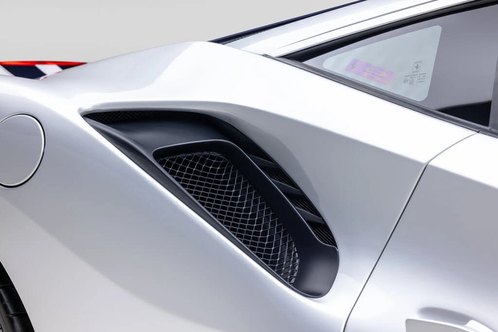 2020 Ferrari 488 Pista - Image 25 of 31