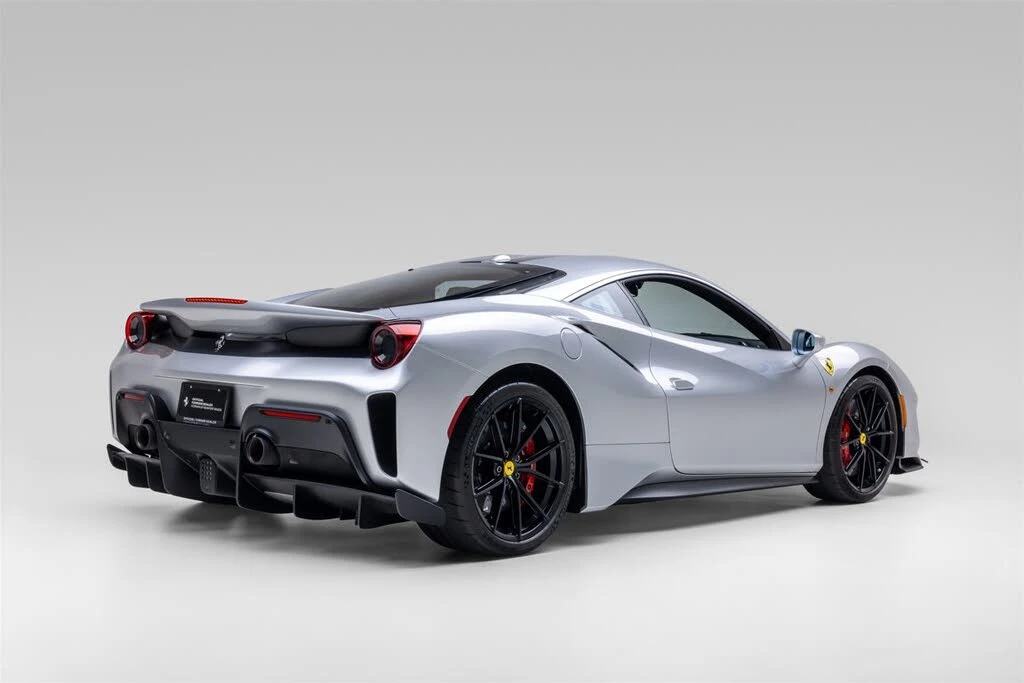 2020 Ferrari 488 Pista - Image 10 of 31