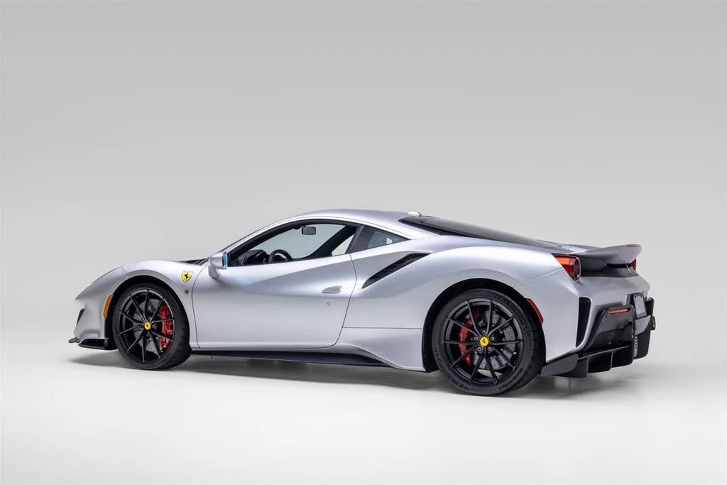 2020 Ferrari 488 Pista - Image 4 of 31