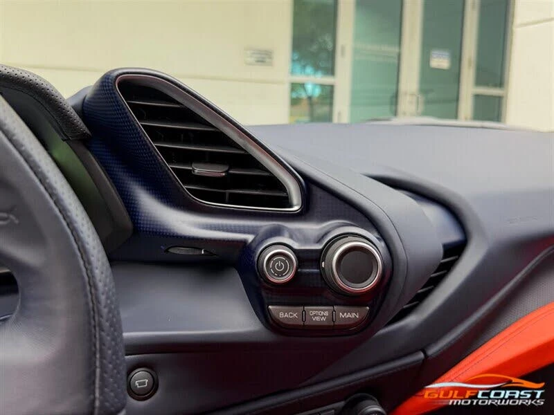 2020 Ferrari 488 Pista - Image 17 of 31