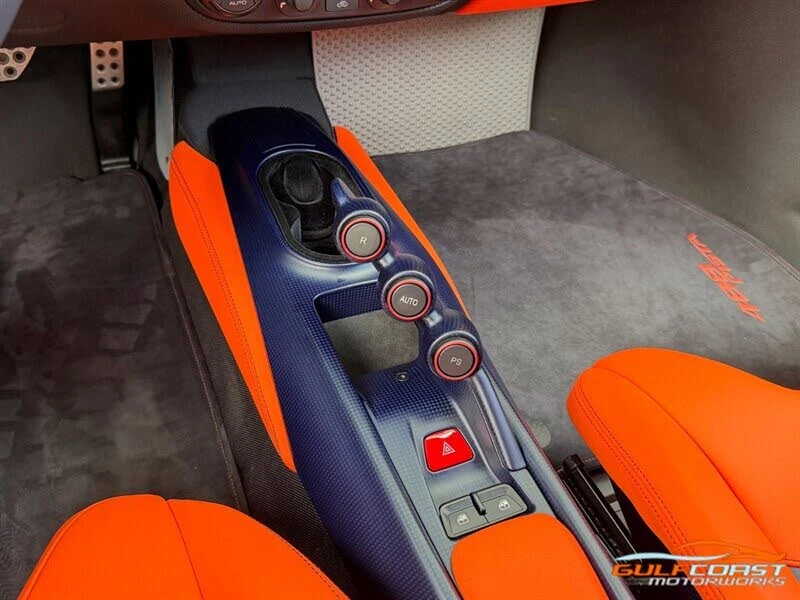 2020 Ferrari 488 Pista - Image 19 of 31