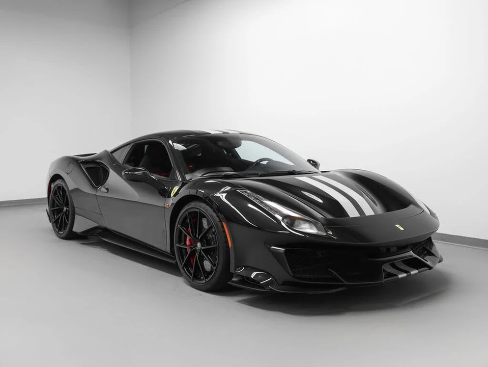 2020 Ferrari 488 Pista - Image 22 of 31