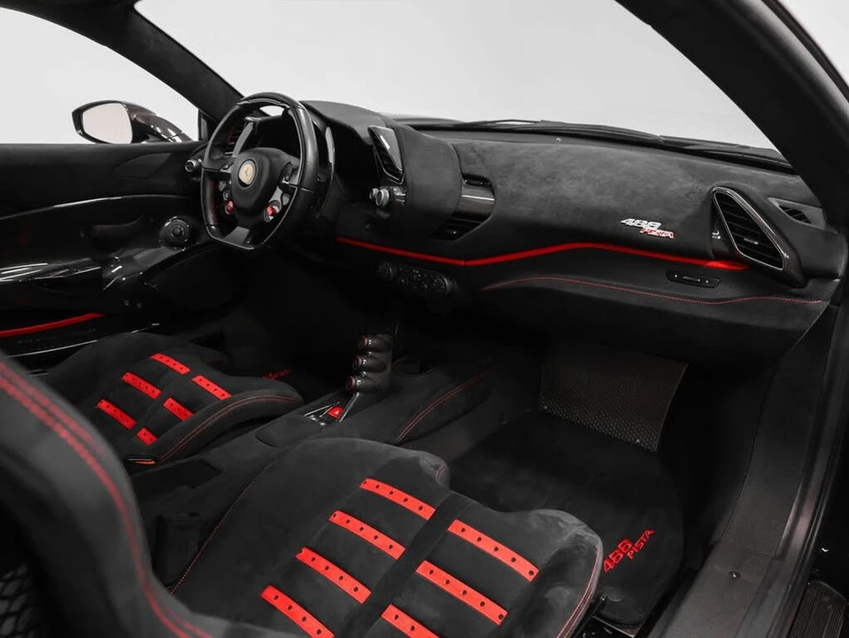 2020 Ferrari 488 Pista - Image 28 of 31