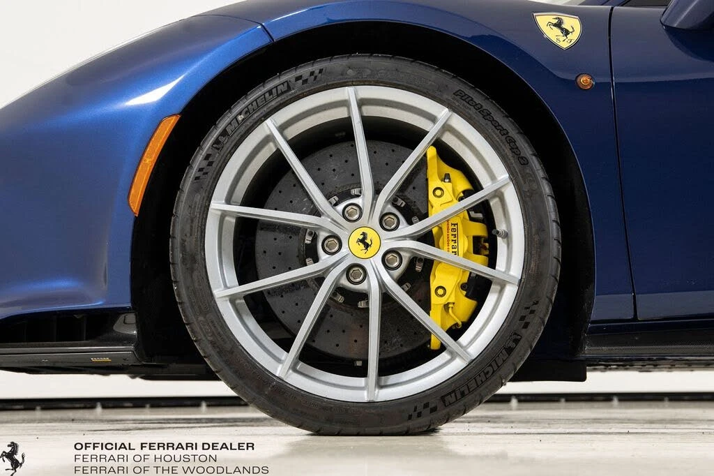 2020 Ferrari 488 Pista - Image 17 of 31
