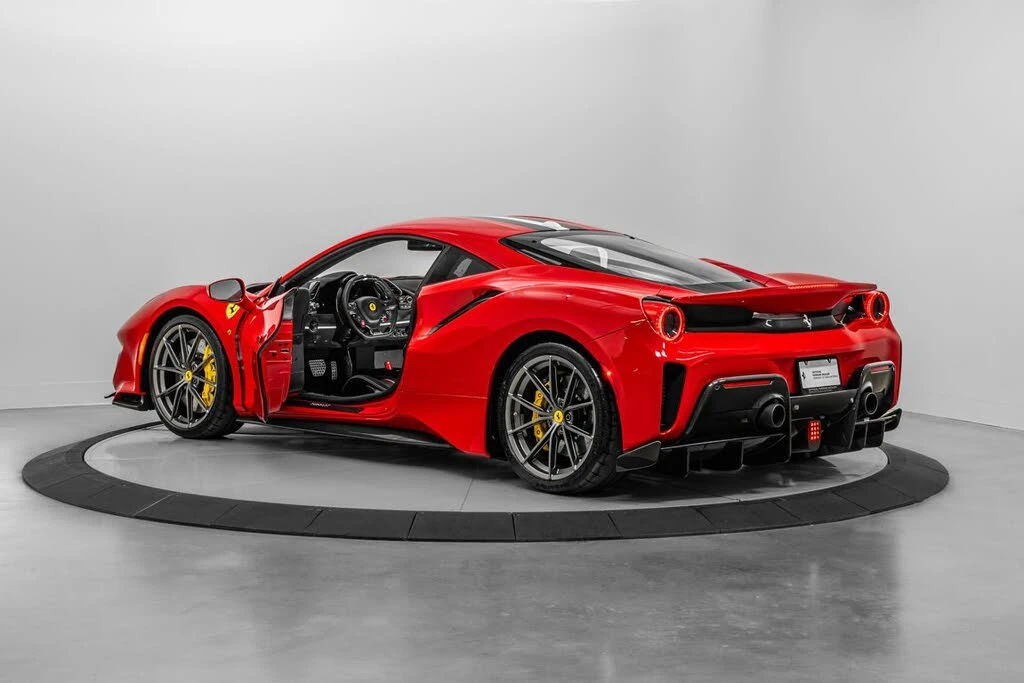 2020 Ferrari 488 Pista - Image 2 of 31