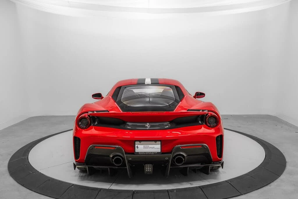 2020 Ferrari 488 Pista - Image 11 of 31