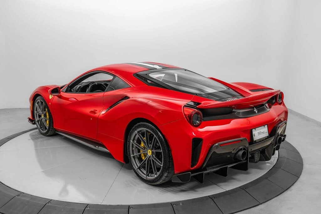 2020 Ferrari 488 Pista - Image 13 of 31