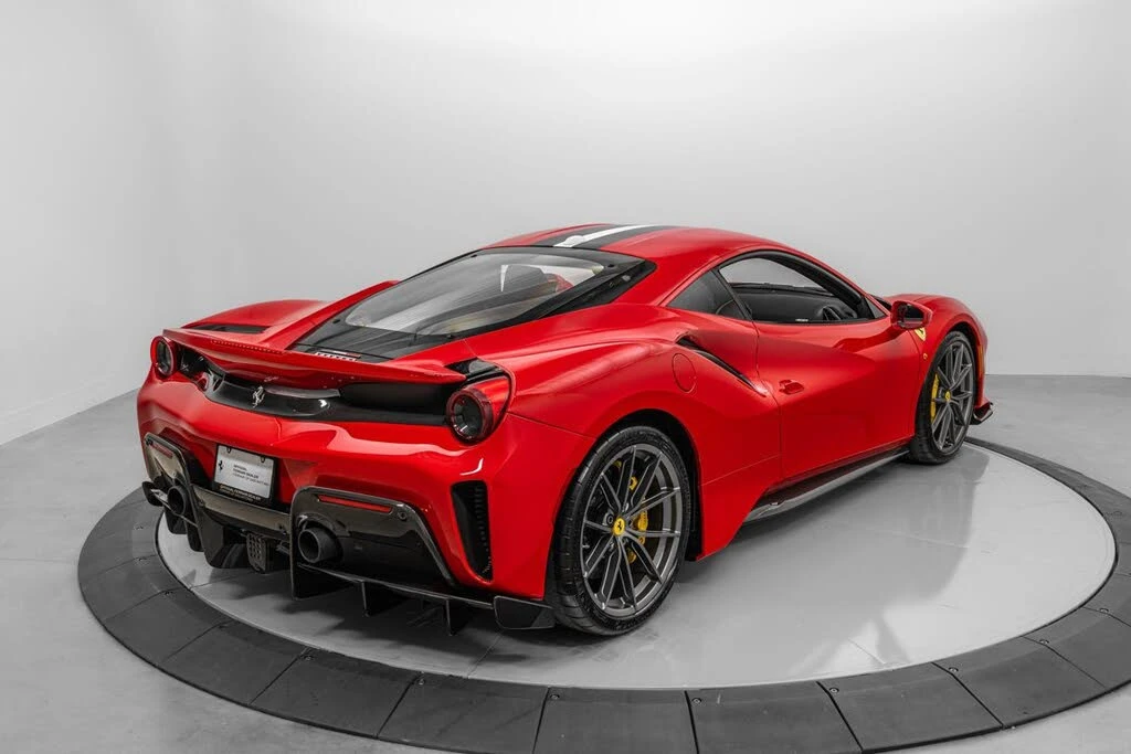 2020 Ferrari 488 Pista - Image 10 of 31