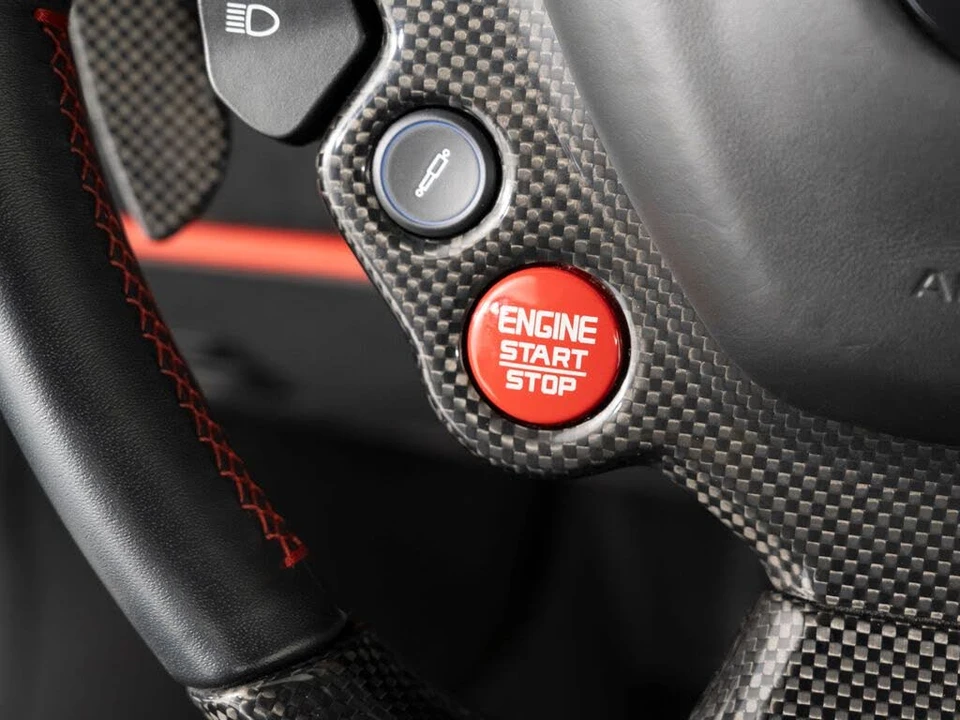 2020 Ferrari 488 Pista - Image 24 of 31