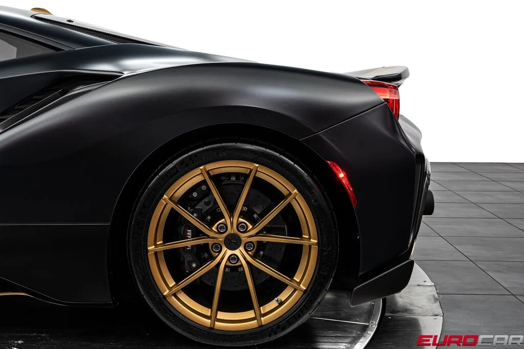 2020 Ferrari 488 Pista - Image 24 of 31