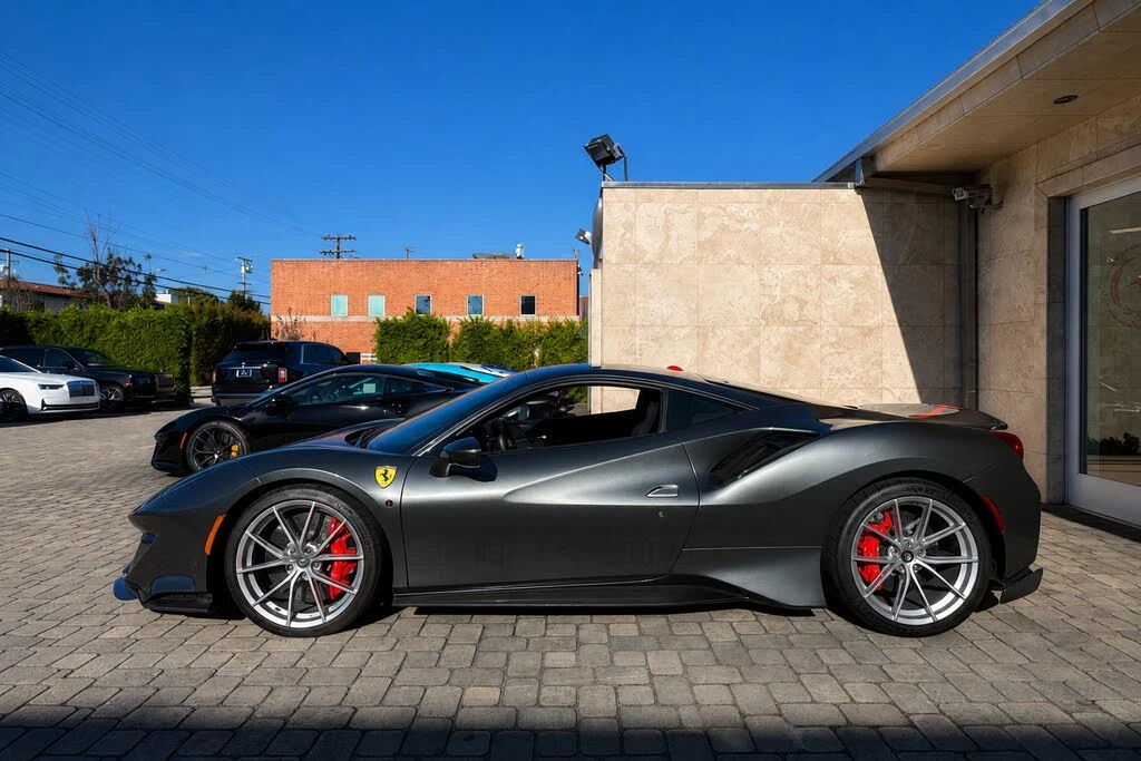 2020 Ferrari 488 Pista - Image 4 of 9