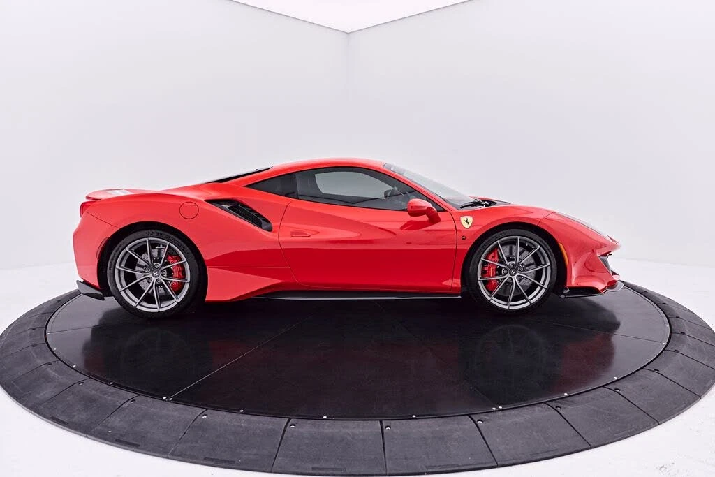 2020 Ferrari 488 Pista - Image 24 of 31