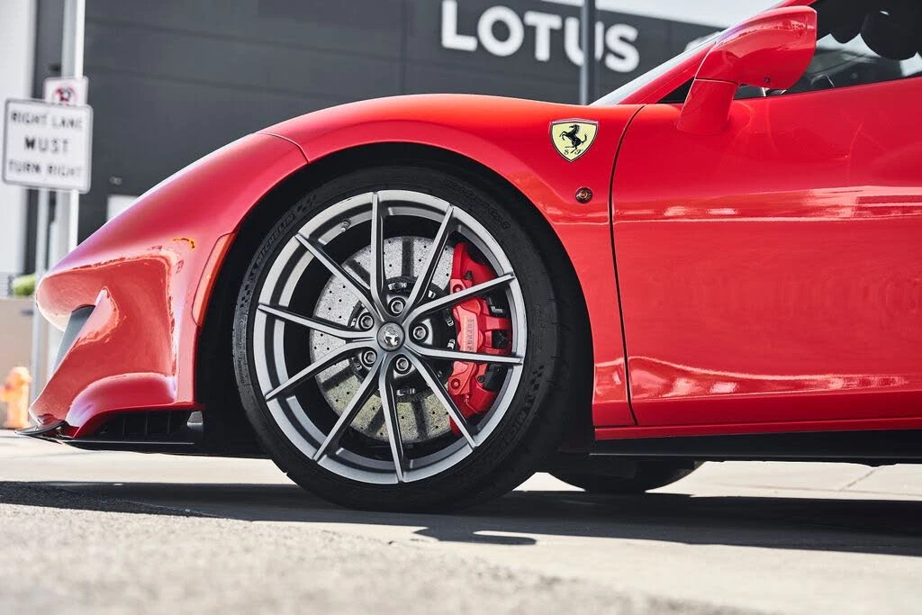 2020 Ferrari 488 Pista - Image 18 of 31