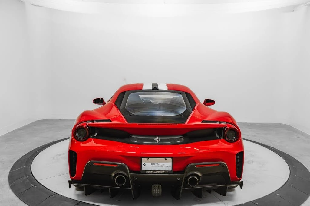 2020 Ferrari 488 Pista - Image 11 of 31