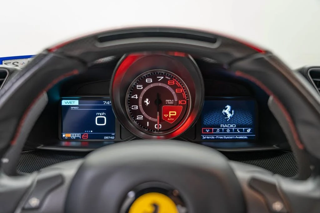 2020 Ferrari 488 Pista - Image 28 of 31