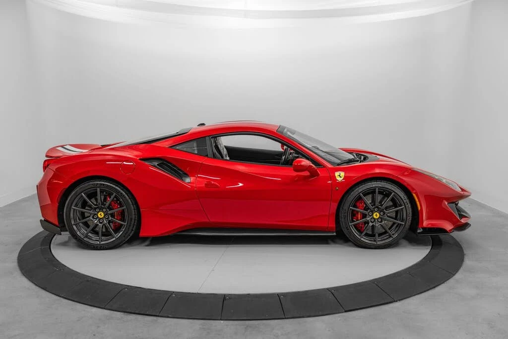 2020 Ferrari 488 Pista - Image 10 of 31