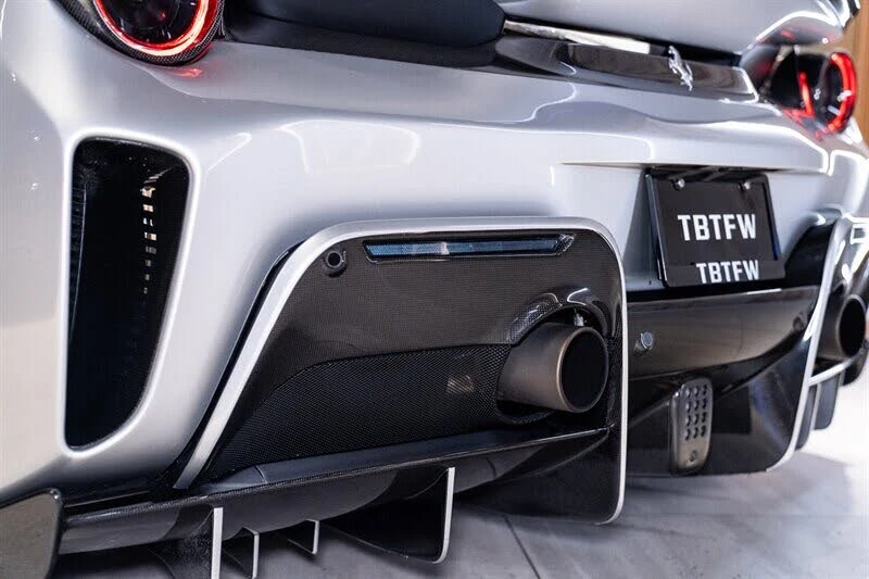 2020 Ferrari 488 Pista - Image 23 of 31