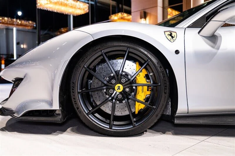 2020 Ferrari 488 Pista - Image 13 of 31