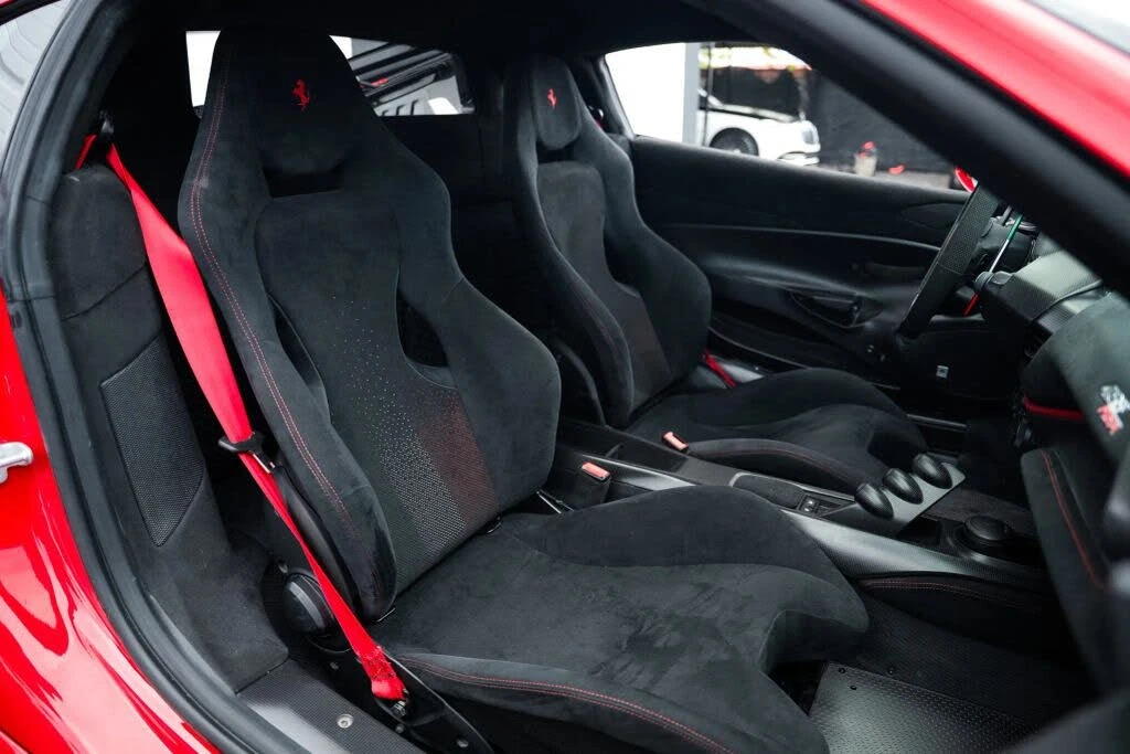 2020 Ferrari 488 Pista - Image 17 of 31
