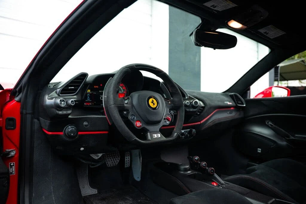 2020 Ferrari 488 Pista - Image 21 of 31
