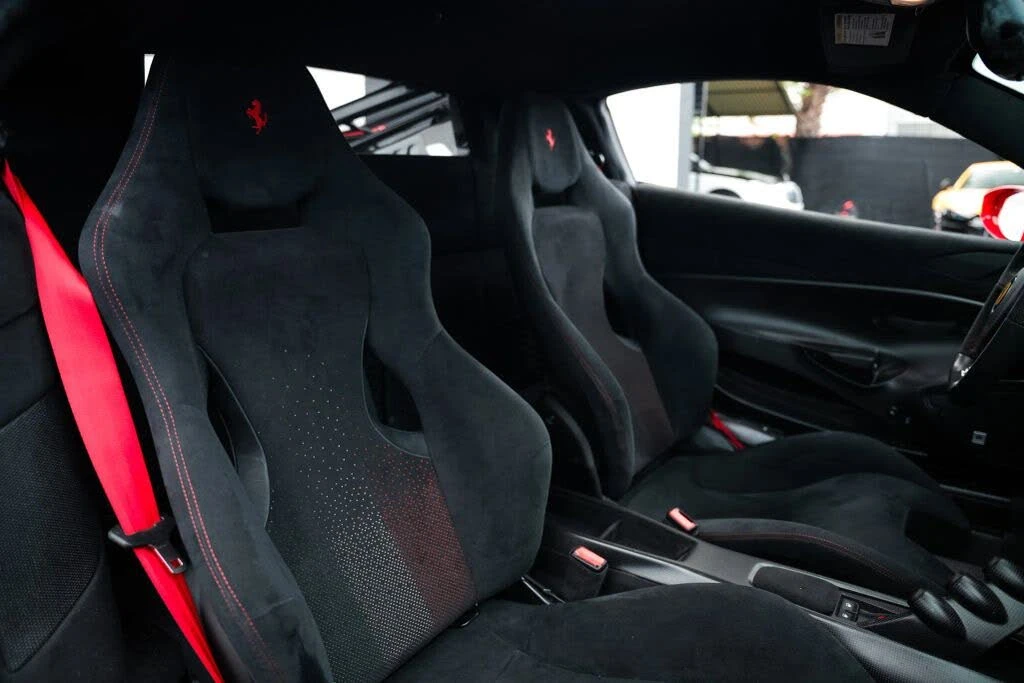 2020 Ferrari 488 Pista - Image 18 of 31