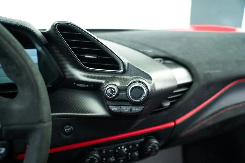 2020 Ferrari 488 Pista - Image 30 of 31