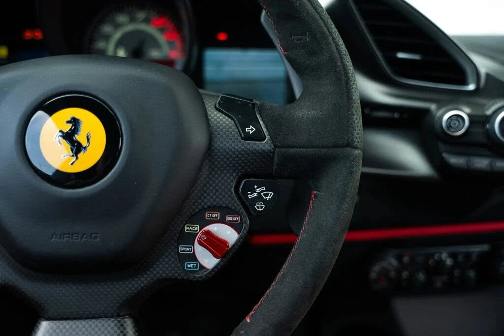 2020 Ferrari 488 Pista - Image 25 of 31