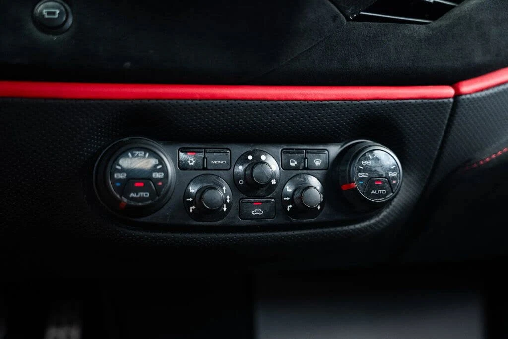 2020 Ferrari 488 Pista - Image 31 of 31