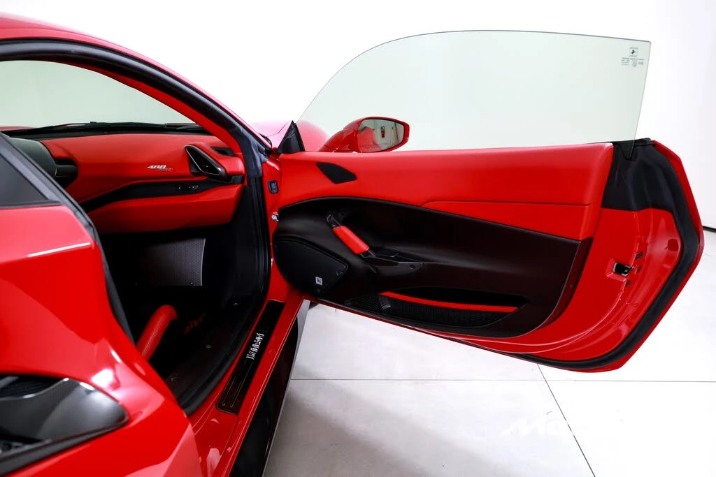 2020 Ferrari 488 Pista - Image 19 of 31
