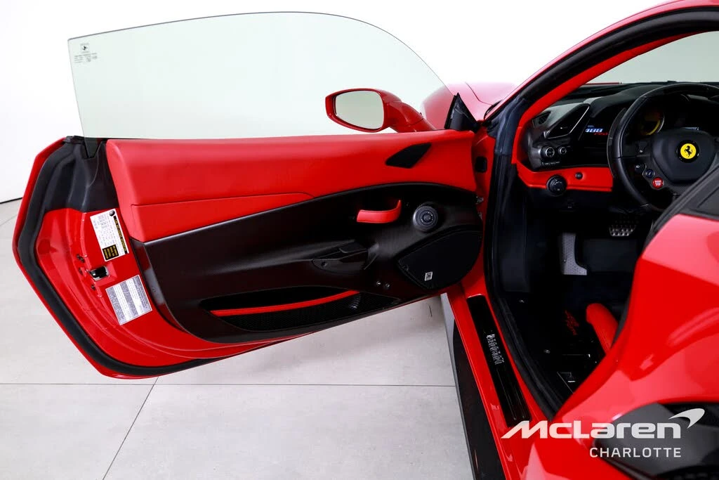2020 Ferrari 488 Pista - Image 10 of 31