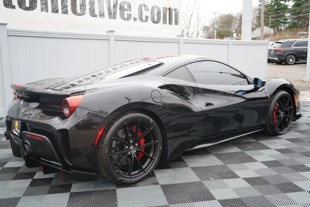 2020 Ferrari 488 Pista - Image 5 of 31