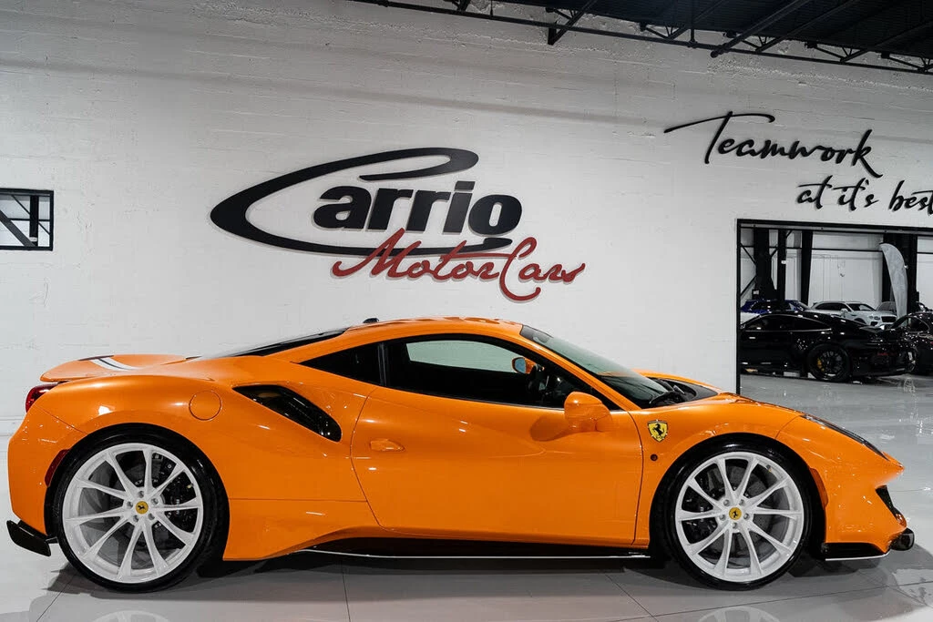2020 Ferrari 488 Pista - Image 8 of 31