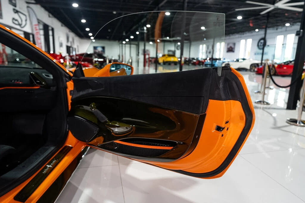 2020 Ferrari 488 Pista - Image 26 of 31