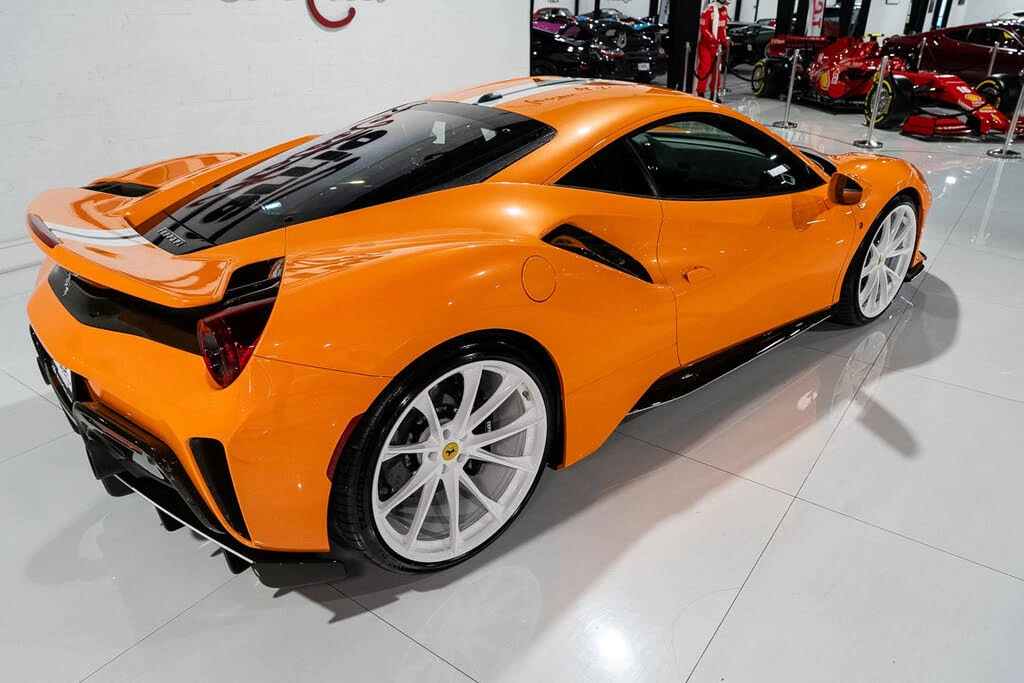 2020 Ferrari 488 Pista - Image 7 of 31