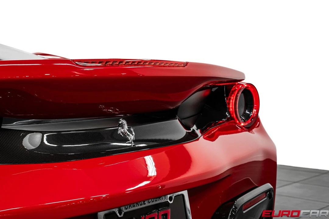 2020 Ferrari 488 Pista - Image 28 of 31