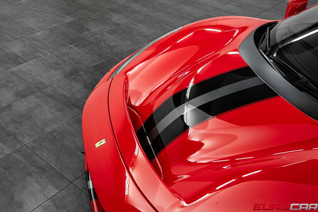 2020 Ferrari 488 Pista - Image 9 of 31