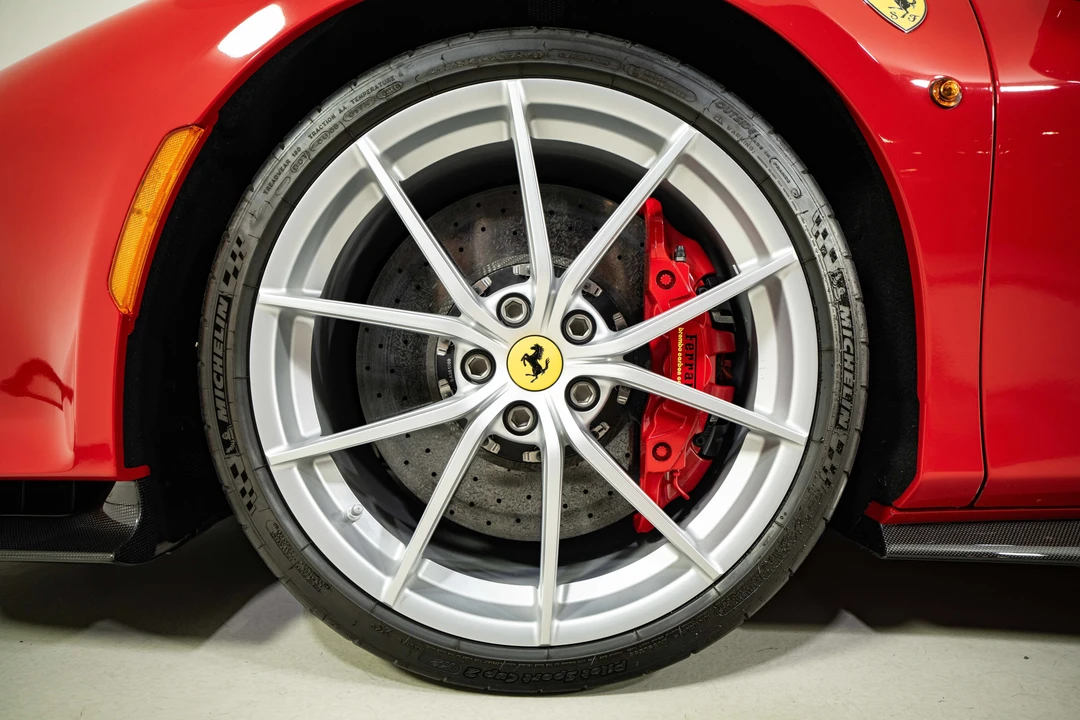 2020 Ferrari 488 Pista - Image 14 of 31