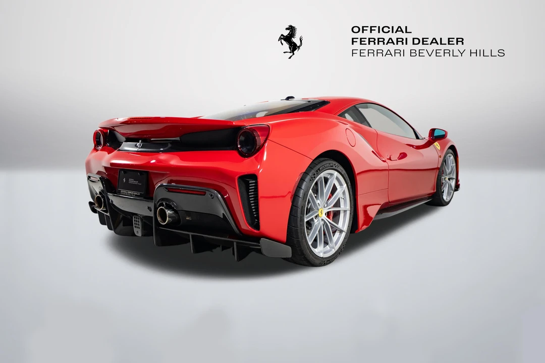 2020 Ferrari 488 Pista - Image 11 of 31