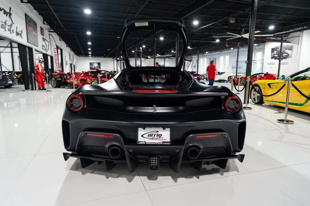 2020 Ferrari 488 Pista - Image 28 of 31
