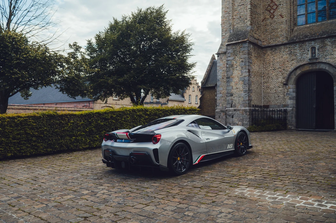 2020 Ferrari 488 Pista - Image 23 of 31