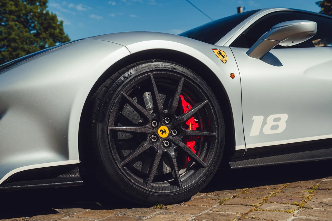 2020 Ferrari 488 Pista - Image 4 of 31