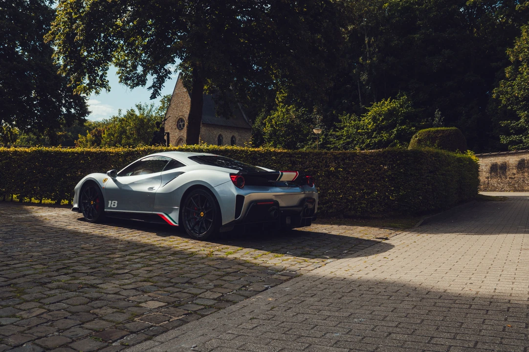 2020 Ferrari 488 Pista - Image 30 of 31